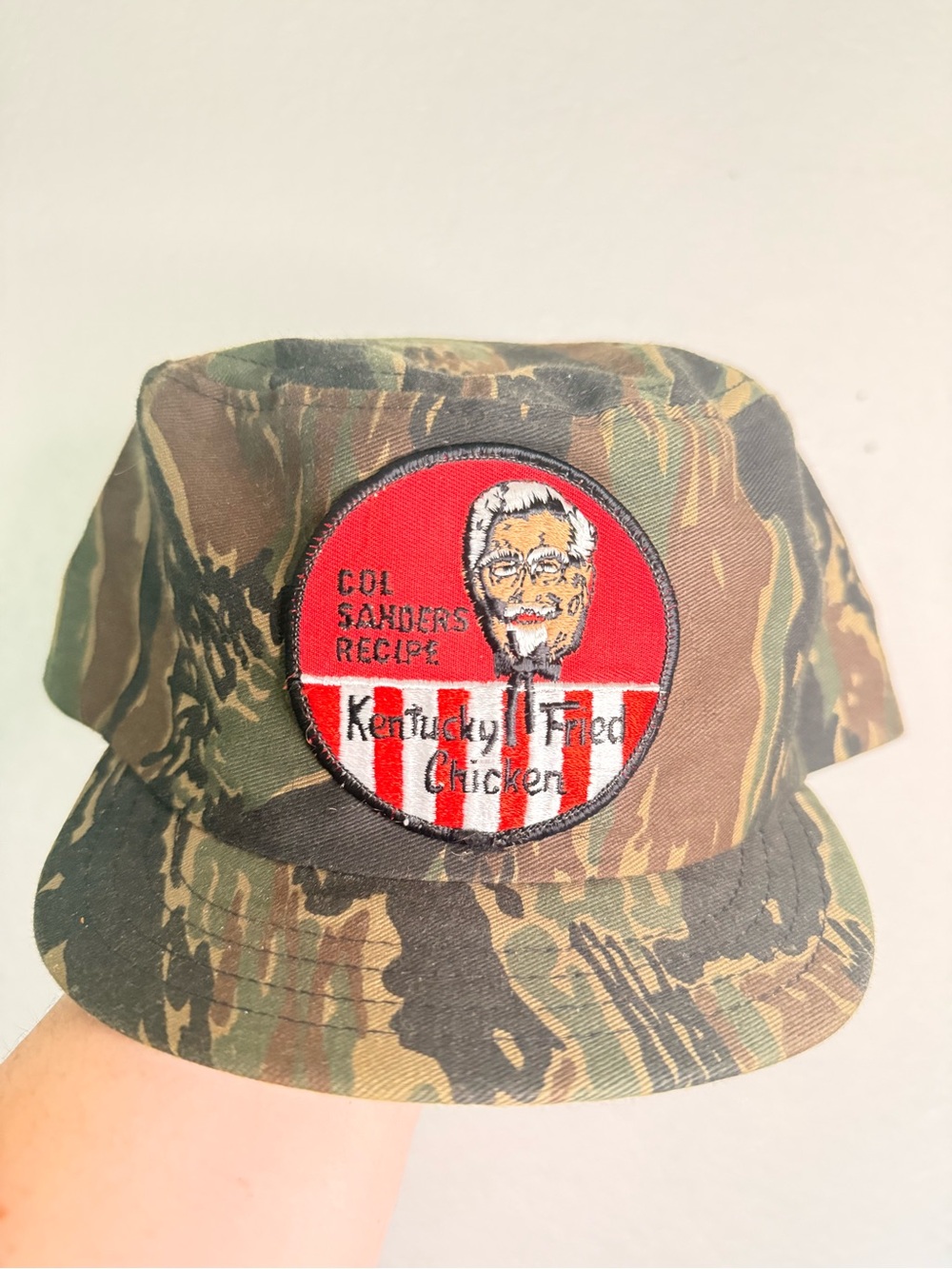 Camouflage Miltary Hat Short Brim with KFC Fast Food Logo Patch - Green - Picture 1 of 1